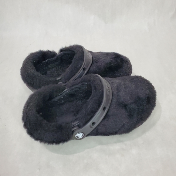 CROCS Fur Sure Clogs Black Faux Fur Lined Classic Casual Size 4M/6W Unisex - Picture 10 of 16